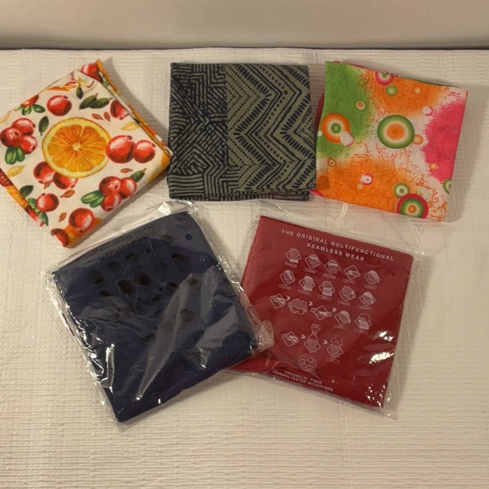 Colorful Multifunctional Seamless Wear Set